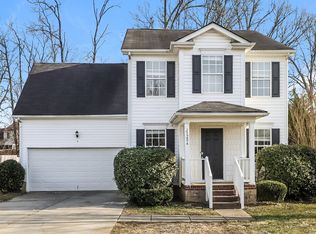 11206 Amber Glen Dr, Charlotte, NC 28269