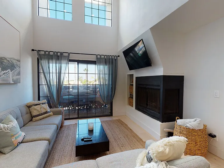 270 Dahlia Ave #14 — Photo 5
