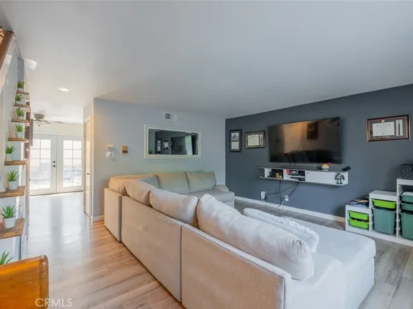 14344 Foothill Blvd Unit 405, Sylmar, CA 91342