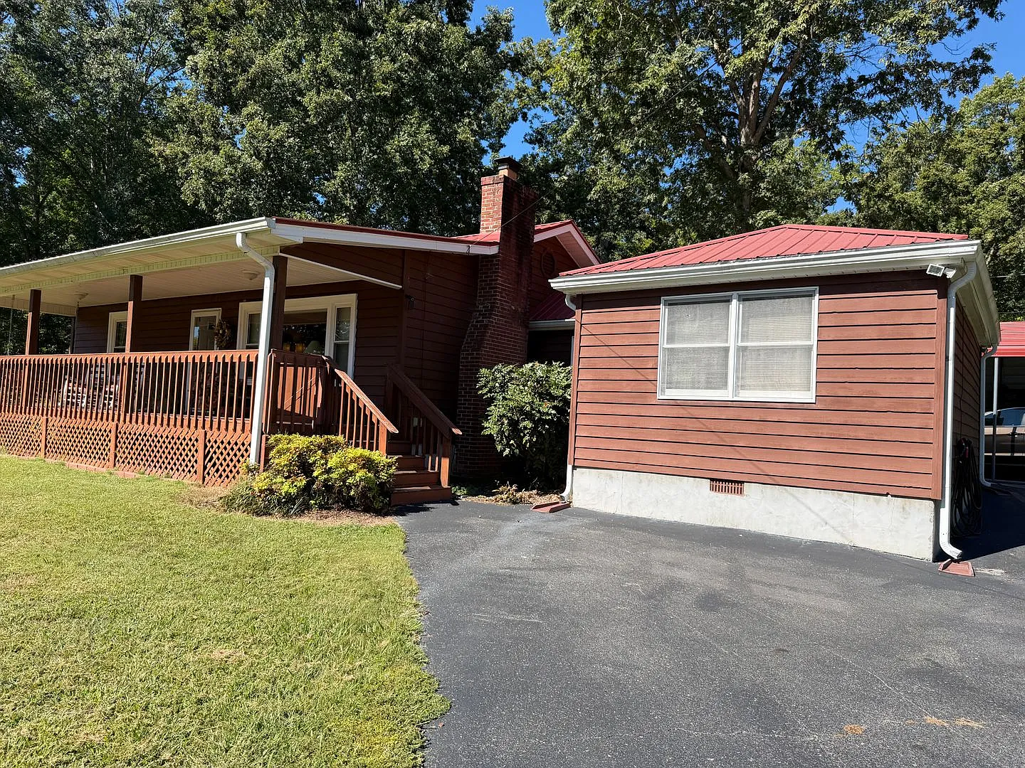 1950's 3BR/ 2BA One-Level Charmer in Lenoir City — Photo 2