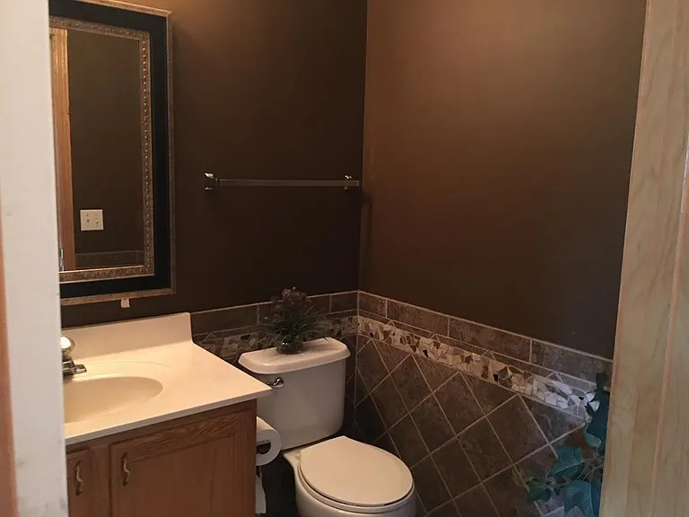 Powder room