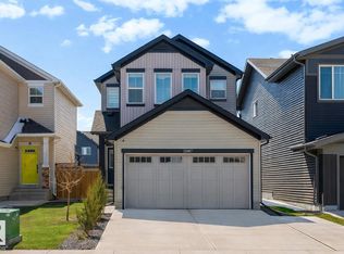 11987 34th Ave SW, Edmonton, AB T6W4Y2