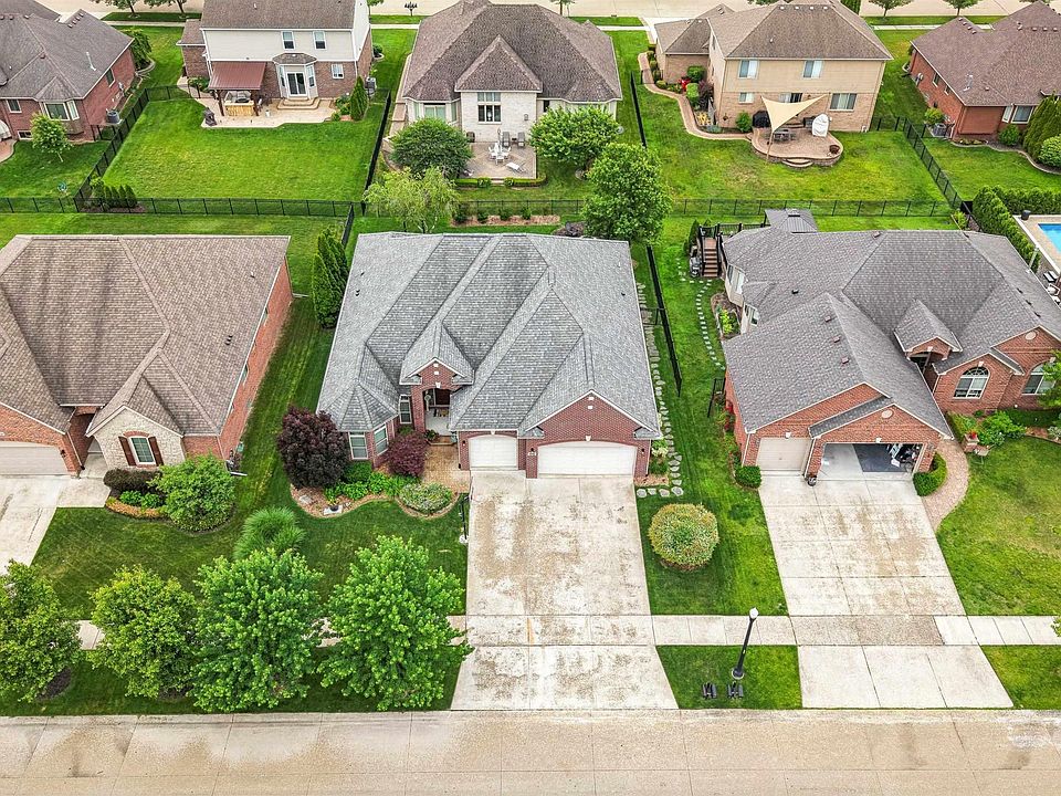 18202 Tiger Dr, Macomb, MI 48042 | MLS #50212114 | Zillow