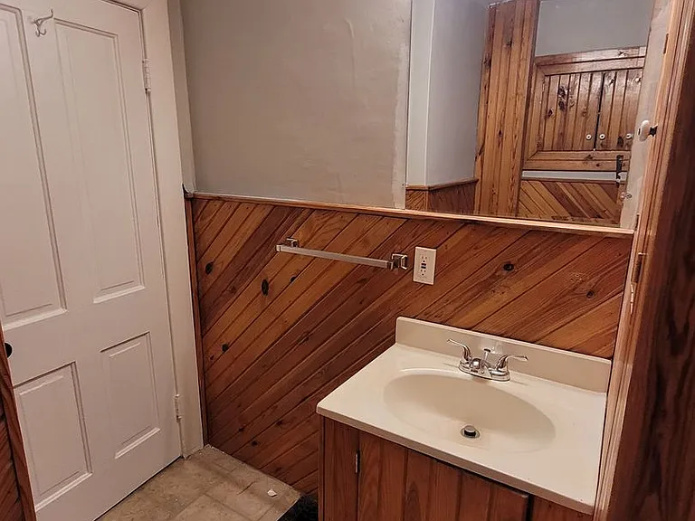 1009 Otto Ct — Photo 13
