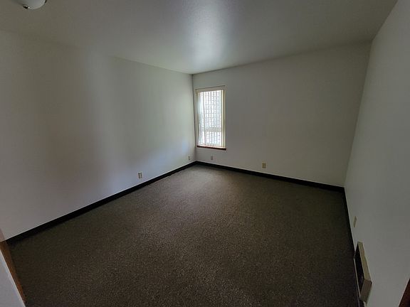 Master bedroom, 1st floor