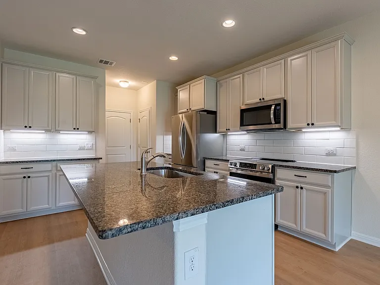 13101 Foreston Dr — Photo 5