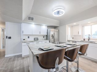 11124 E Camino Cir, Mesa, AZ 85207