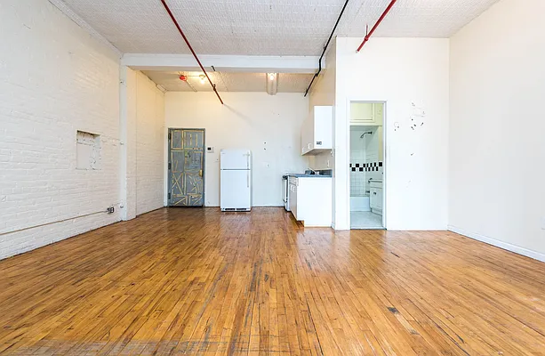 Rented by Nooklyn NYC LLC | media 3