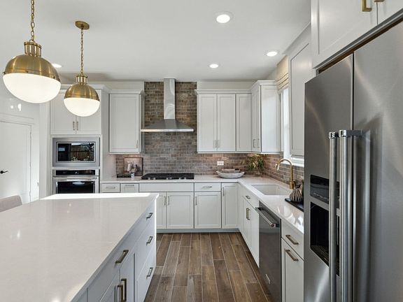Abundant cabinet space in Kitchen