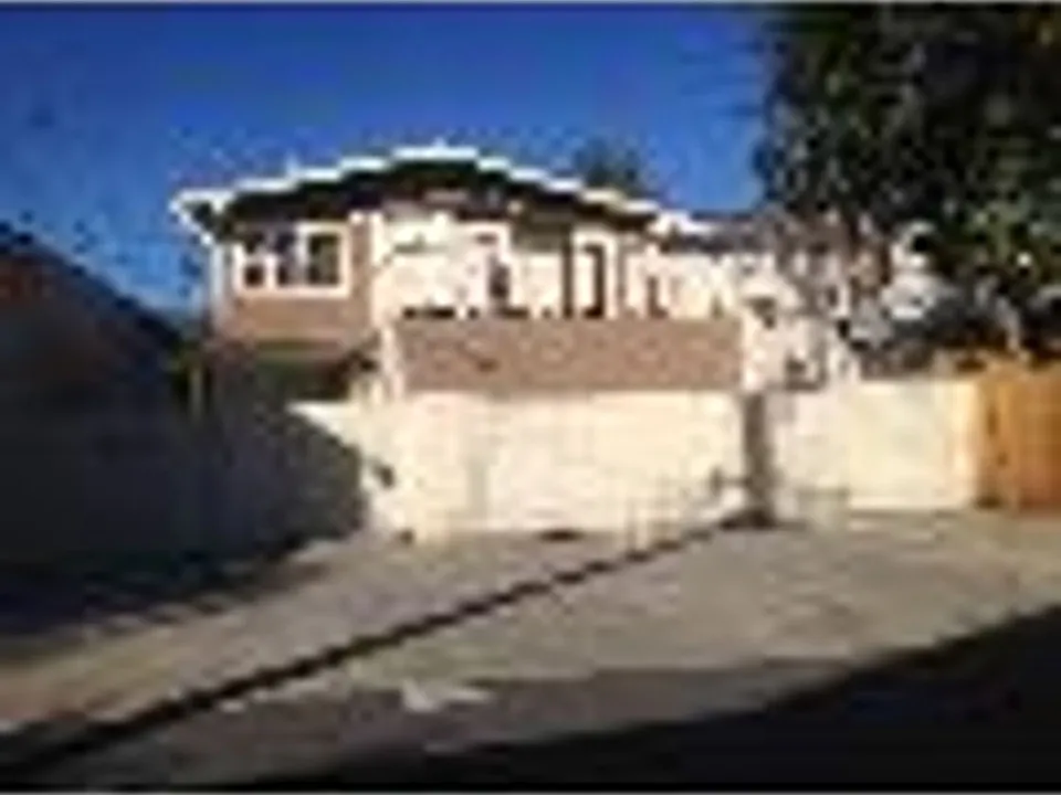 6736 Friends Ave