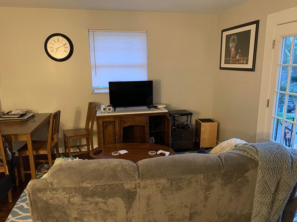 1st image of 2060 Sutton Ave APT 1