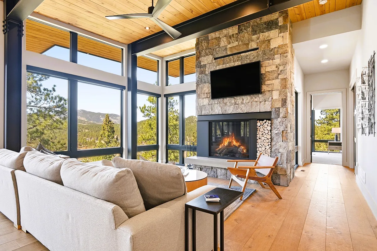 Building Photo - 4475 Forest Trl