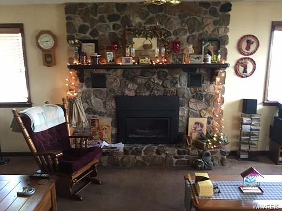 4th image of 49 Mitchell Pl