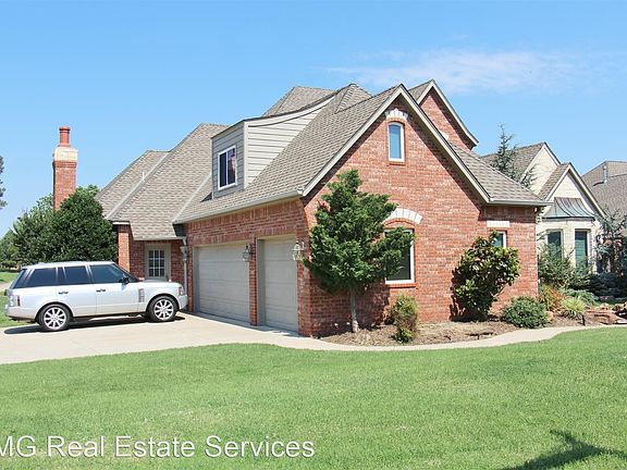 3rd image of 4809 Lake Front Dr