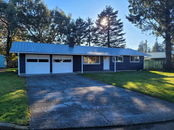 4205 Elmwood Ave, Tillamook, OR 97141