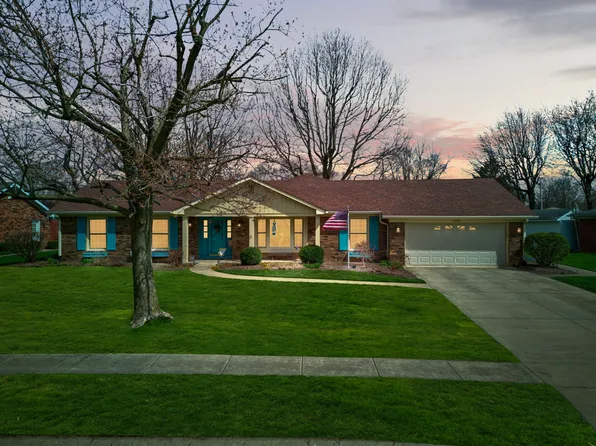 2109 Roselawn Dr, Lebanon, IN 46052