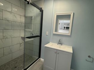 163 Brown St #3, Philadelphia, PA 19123
