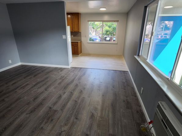 211 Rushmore Ln #4