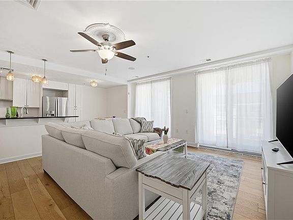 2nd image of 3738 Sandpiper Rd APT 437B