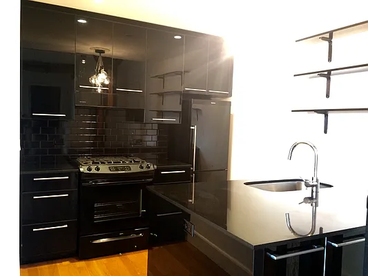 Rented by Loom Group | media 138