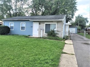 222 Fremont Ave, Romeoville, IL 60446