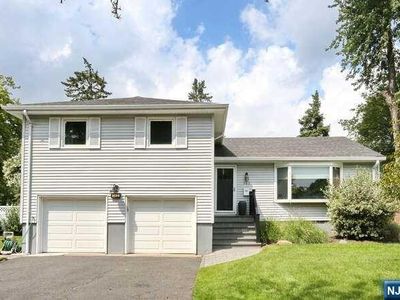 363 Webster Dr, New Milford, NJ, 07646