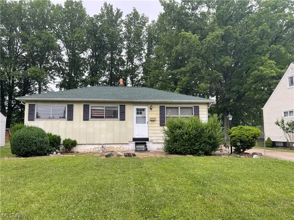 38416 Dolores Dr, Eastlake, OH 44095