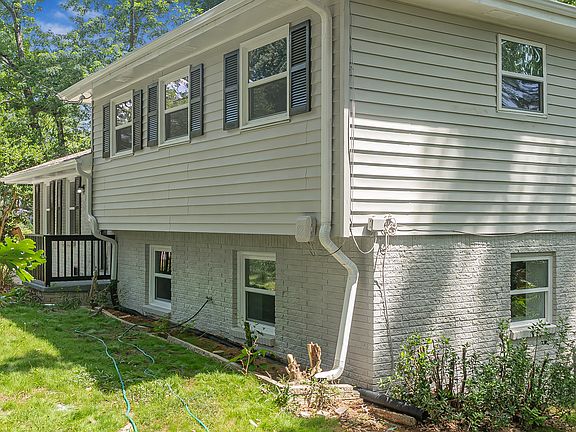 5th image of 5678 Deerfield Ct S