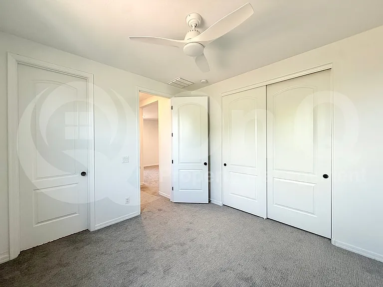 4602 S Flare — Photo 34