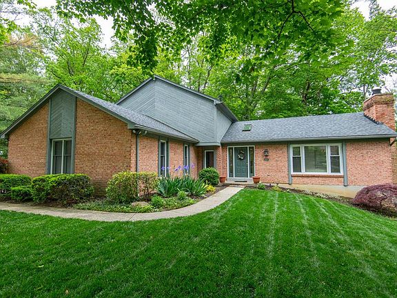 2nd image of 1540 Sharjoy Ct