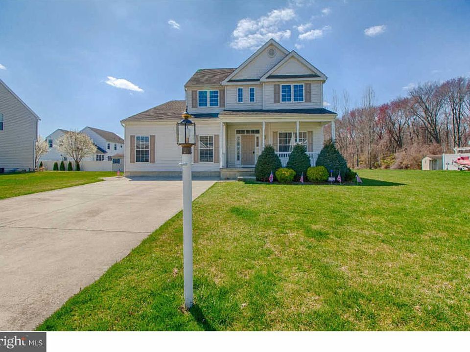 1st image of 121 Penn Beach Dr