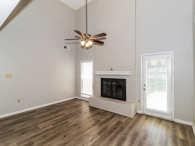 8631 Debbie Kay Ln — Photo 6