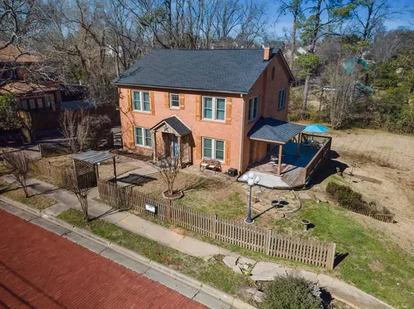 210 E Dobbs St, Tyler, TX 75701