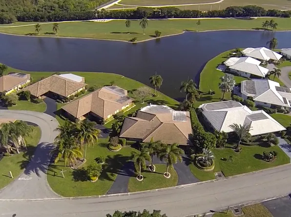 334 Villa Drive S, Atlantis, FL 33462