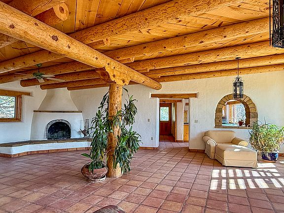 2nd image of 33 Kestrel Rd