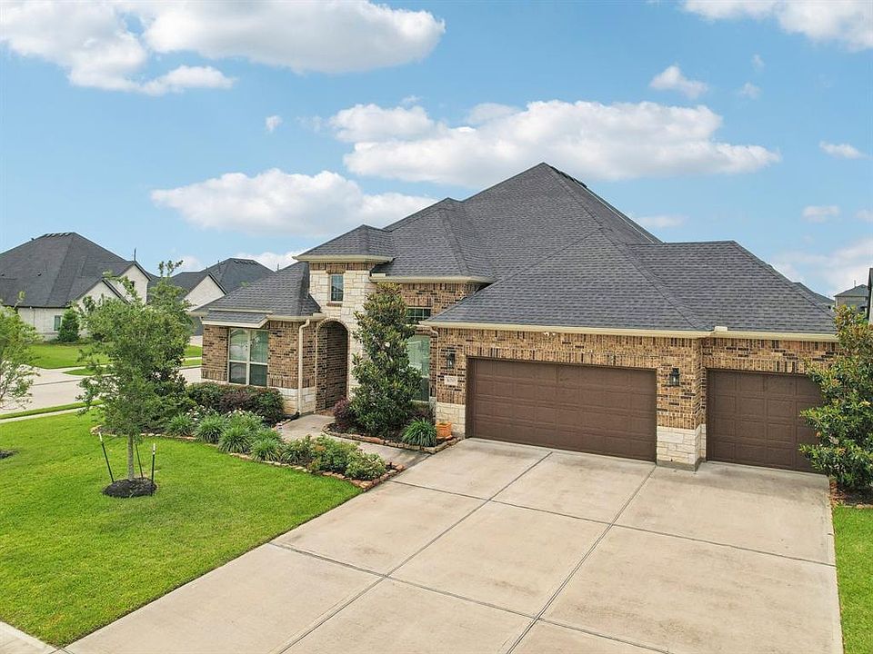 1st image of 27419 Haywood Lane