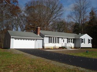 45 Kazo Dr, Shelton, CT 06484