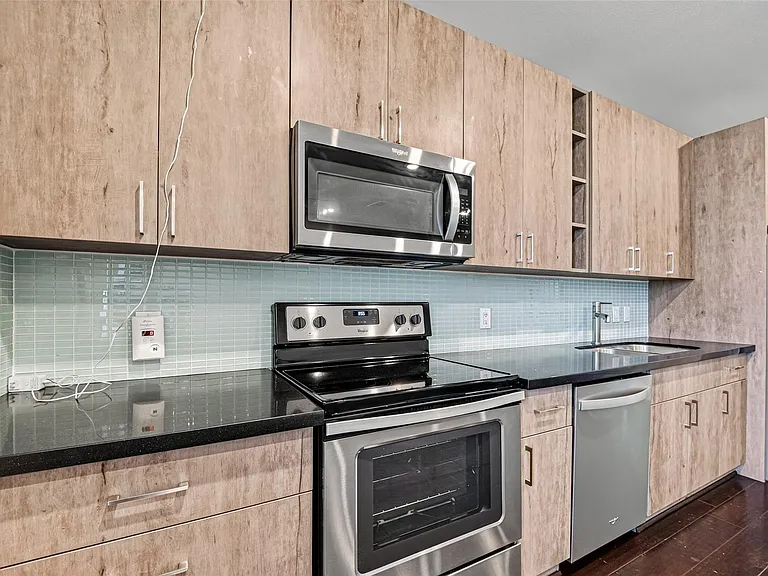 2401 Crawford St #B209 — Photo 14