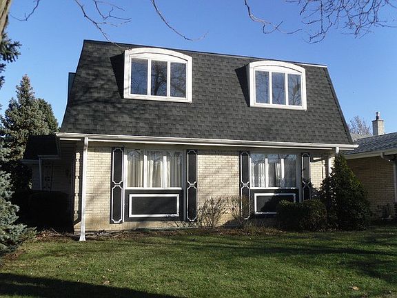 3rd image of 8901 S Francisco Ave #1