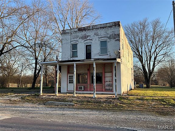 5th image of 901 Booneslick Rd