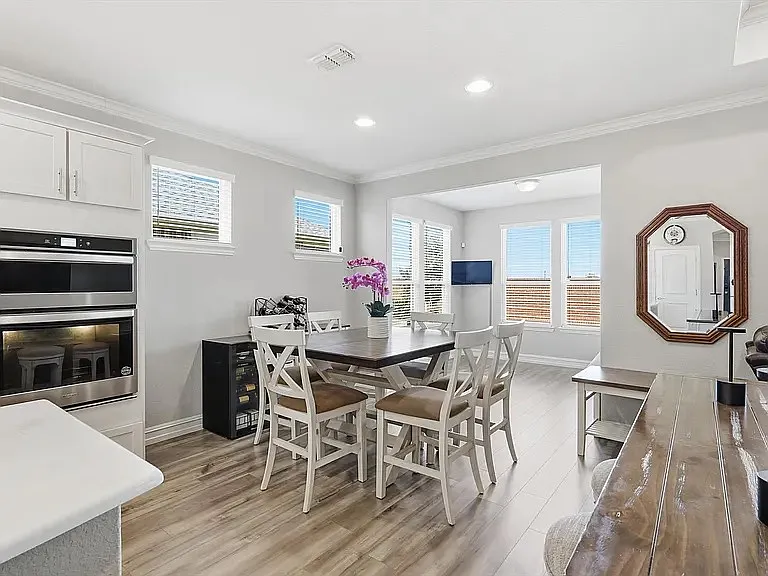 1678 Bentwater Ln — Photo 4