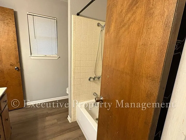 410 Jeffrey Ln — Photo 37