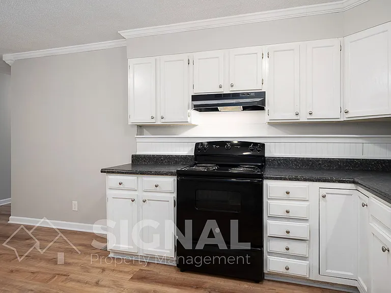 3037 Apple Valley Ln — Photo 11