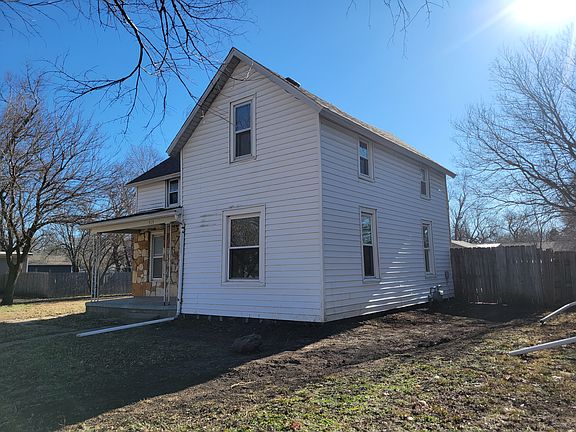 2nd image of 515 NW 7th St