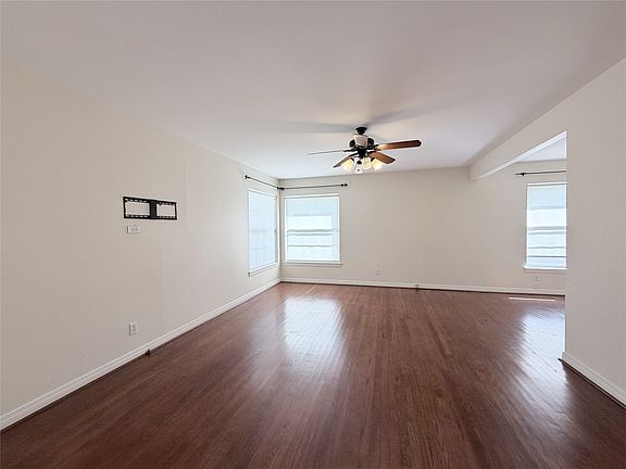 5th image of 529 Coolair Dr