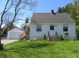 11 Goulding Dr, Auburn, MA 01501