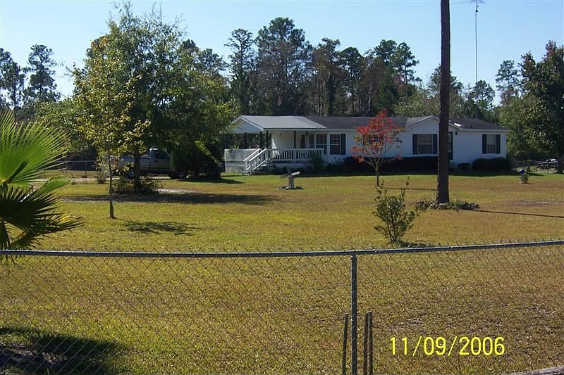 2nd image of 746 NE 154th Way