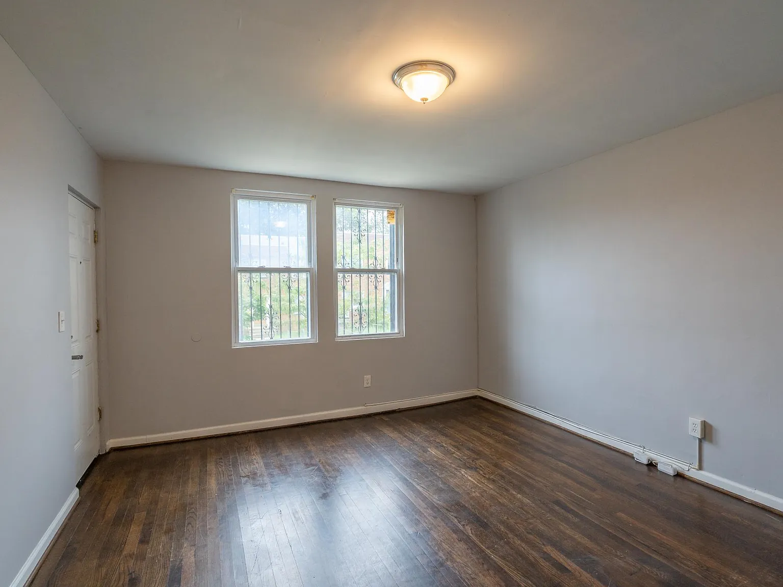 1247 Meigs Pl NE — Photo 4