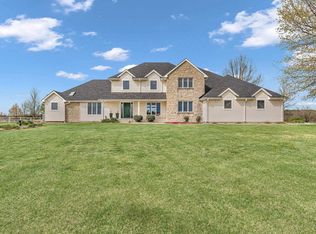 4641 SW Fairlawn Rd, Topeka, KS 66610