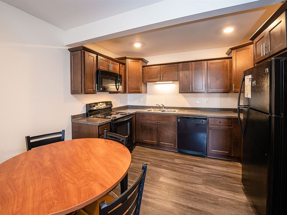 EdenRoc_308_Kitchen
